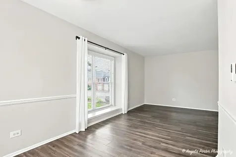 761 Garfield Avenue Libertyville IL 60048