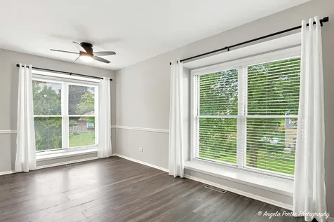 761 Garfield Avenue Libertyville IL 60048