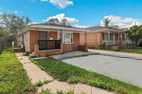 15321 Lincoln Avenue Harvey IL 60426