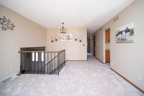 1781 Bracknel Boulevard Rockford IL 61103