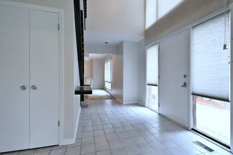 2005 Mallard Drive Northbrook IL 60062