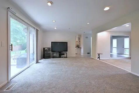 2005 Mallard Drive Northbrook IL 60062