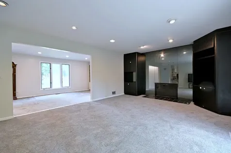 2005 Mallard Drive Northbrook IL 60062