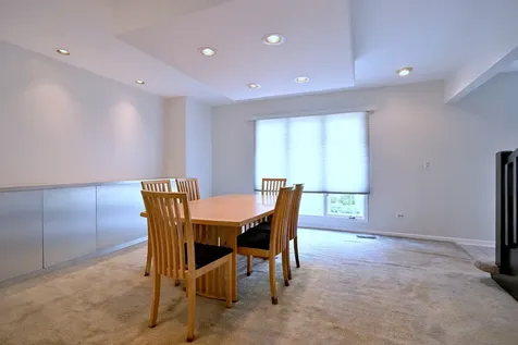 2005 Mallard Drive Northbrook IL 60062