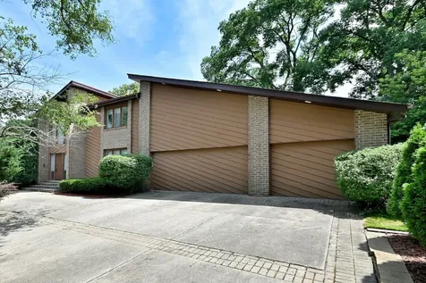 2005 Mallard Drive Northbrook IL 60062