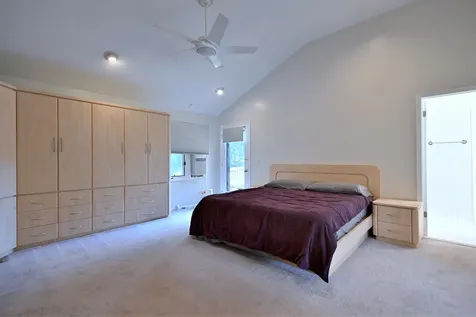 2005 Mallard Drive Northbrook IL 60062