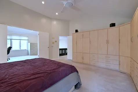 2005 Mallard Drive Northbrook IL 60062