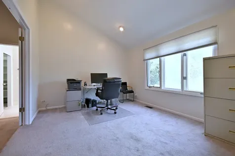 2005 Mallard Drive Northbrook IL 60062