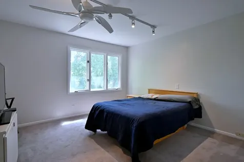 2005 Mallard Drive Northbrook IL 60062