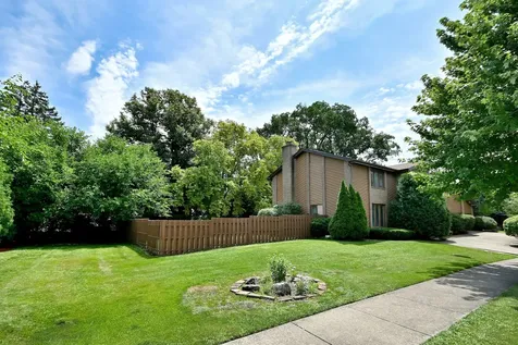 2005 Mallard Drive Northbrook IL 60062