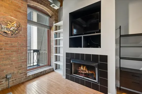 360 West Illinois Street Chicago IL 60654