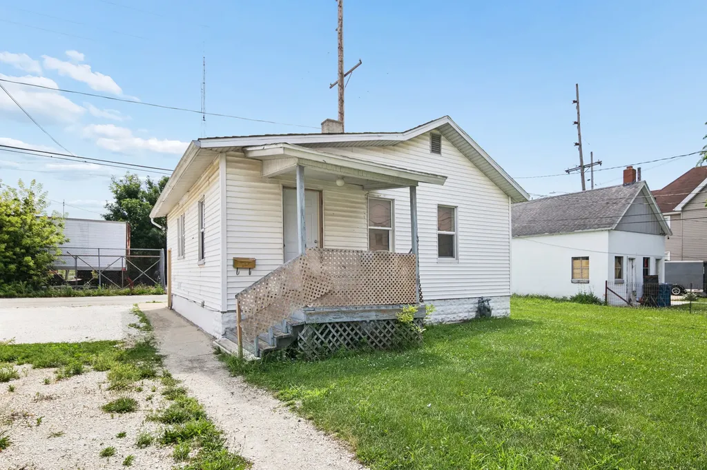 358 South Washington Avenue Kankakee IL 60901