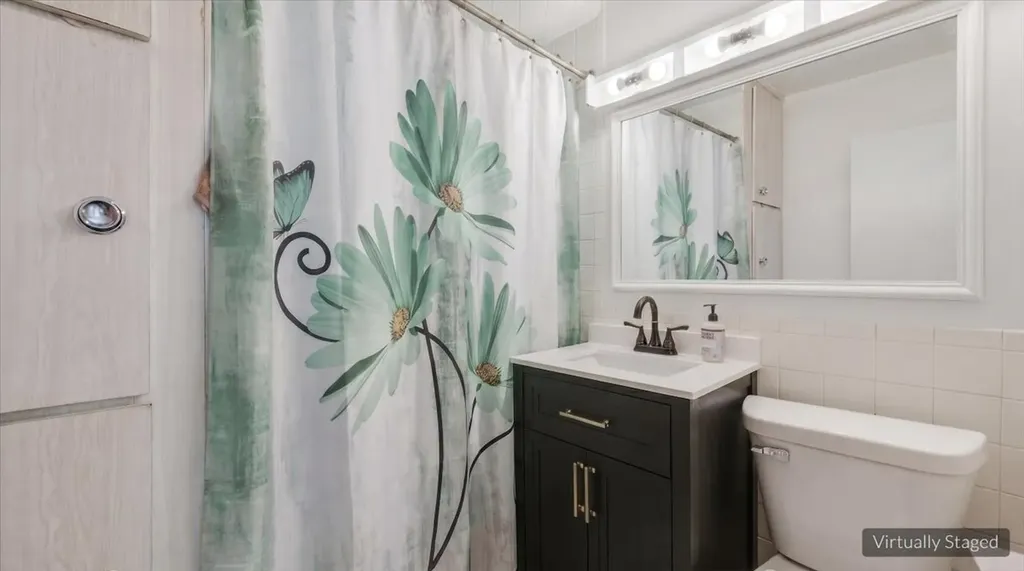 1454 North Central Avenue Chicago IL 60651