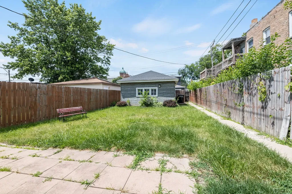 1454 North Central Avenue Chicago IL 60651