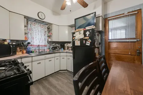 1454 North Central Avenue Chicago IL 60651