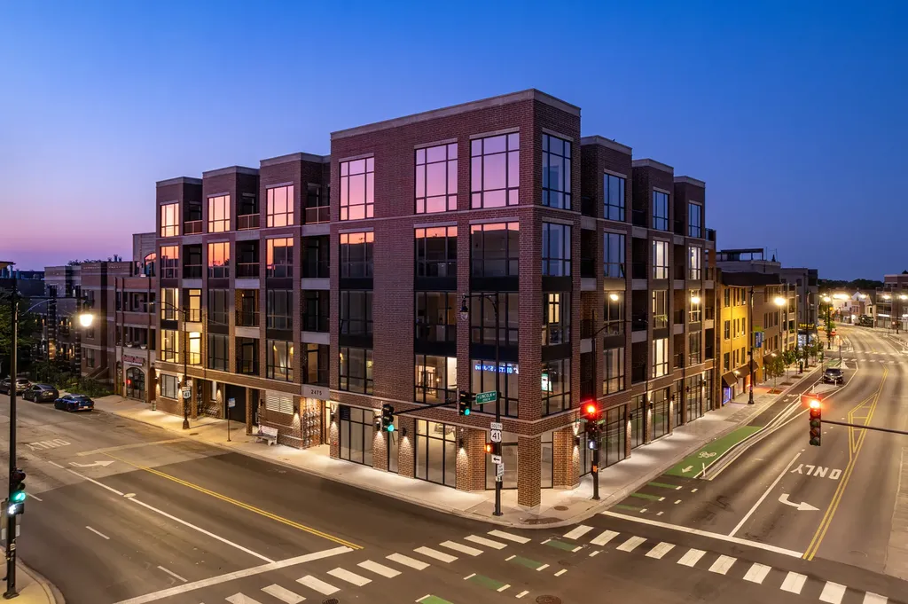 2475 West Foster Avenue Chicago IL 60625