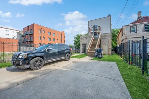 2030 West Warren Boulevard Chicago IL 60612