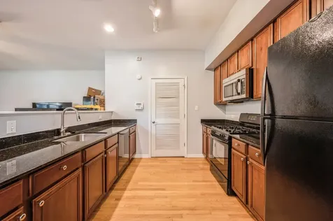 2030 West Warren Boulevard Chicago IL 60612