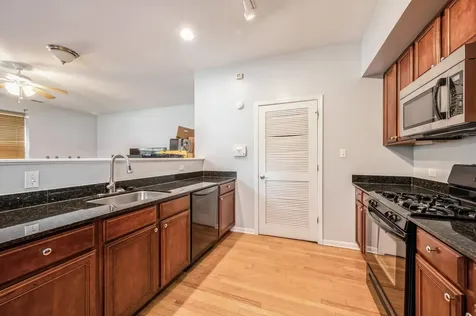 2030 West Warren Boulevard Chicago IL 60612