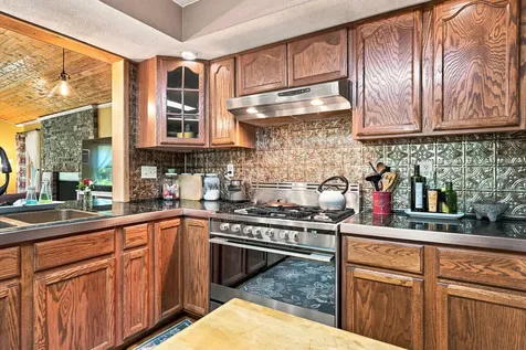 1613 Locust Road Morris IL 60450