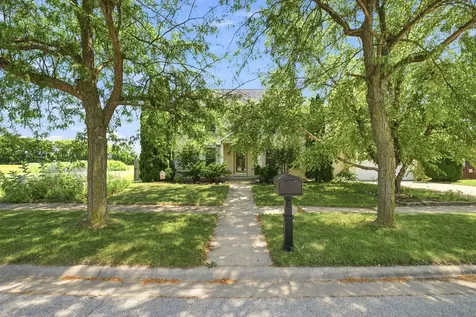 1613 Locust Road Morris IL 60450