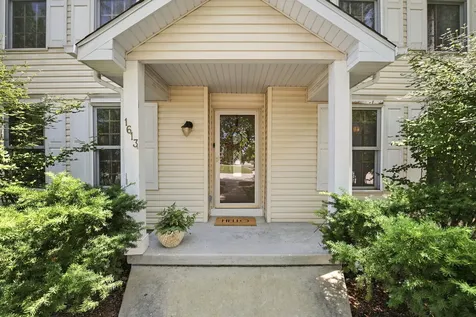 1613 Locust Road Morris IL 60450