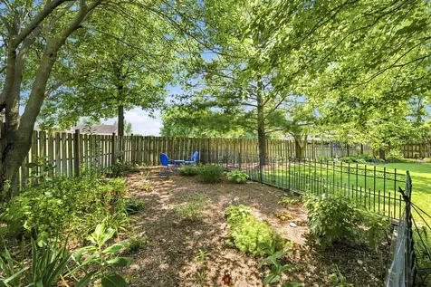 1613 Locust Road Morris IL 60450