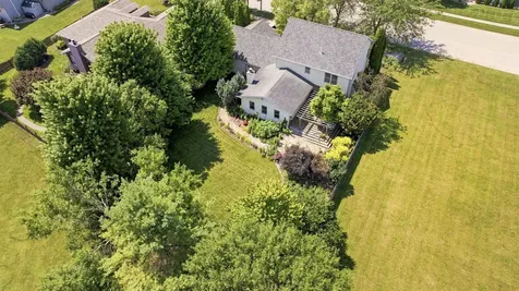 1613 Locust Road Morris IL 60450