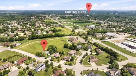 1613 Locust Road Morris IL 60450