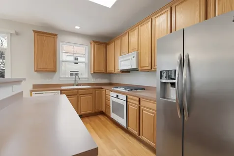 5546 Cambridge Way Hanover Park IL 60133