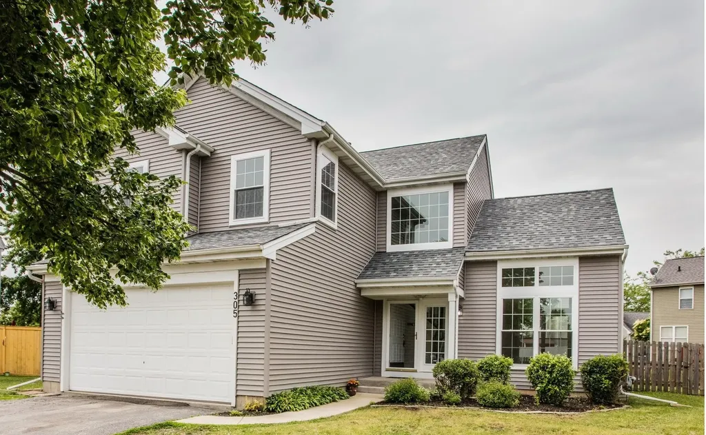 305 West Applegate Court Round Lake IL 60073