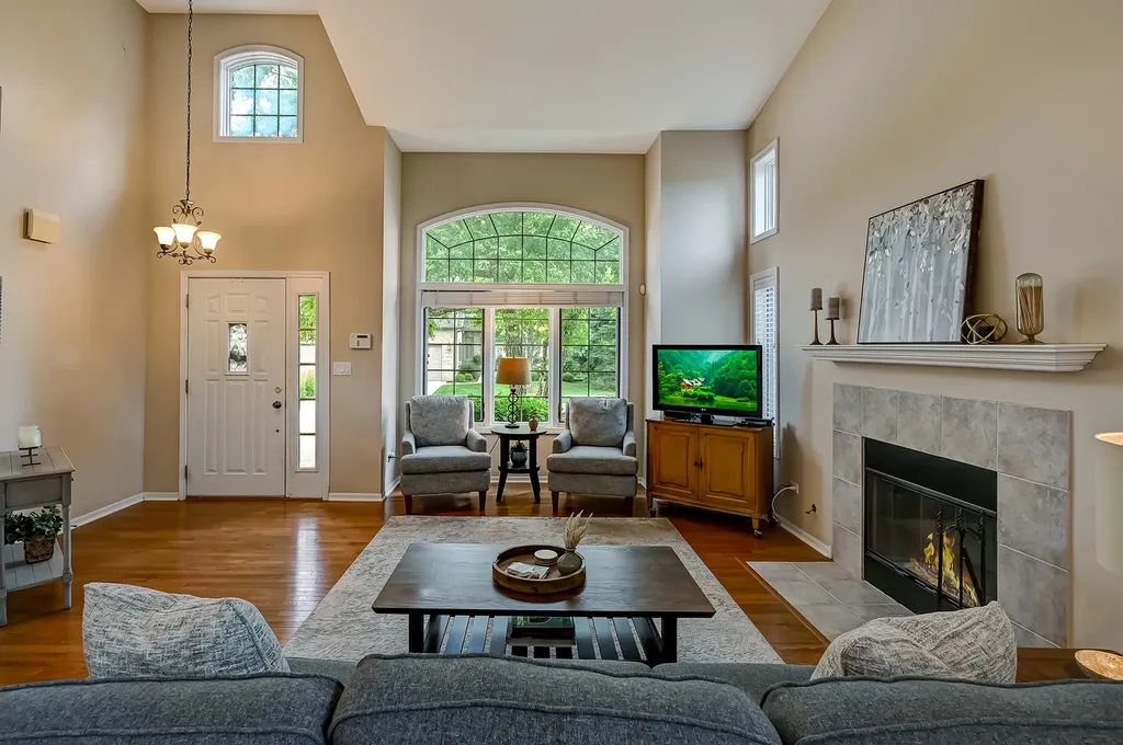5412 Commonwealth Avenue Western Springs IL 60558
