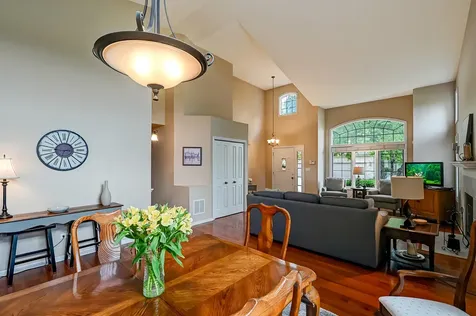 5412 Commonwealth Avenue Western Springs IL 60558