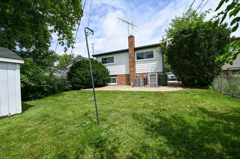 1322 South Arlington Heights Road Arlington Heights IL 60005