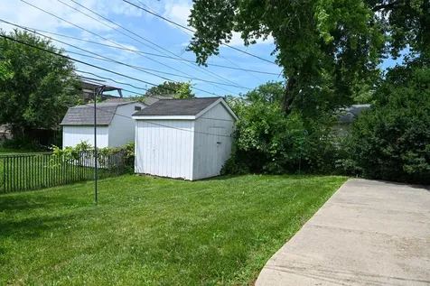 1322 South Arlington Heights Road Arlington Heights IL 60005