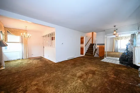 1322 South Arlington Heights Road Arlington Heights IL 60005