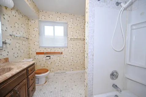 1322 South Arlington Heights Road Arlington Heights IL 60005