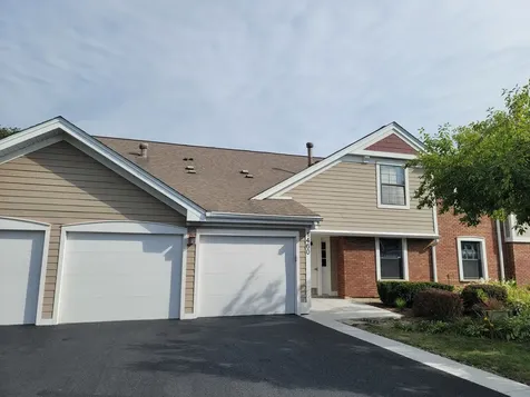 1460 Seven Pines Road Schaumburg IL 60193