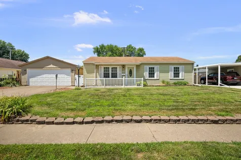 3533 10TH Street East Moline IL 61244