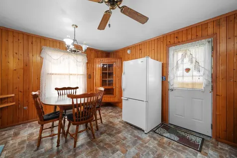 3533 10TH Street East Moline IL 61244