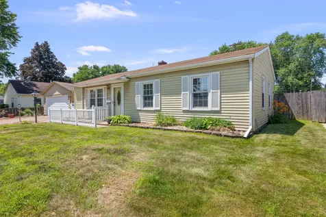 3533 10TH Street East Moline IL 61244