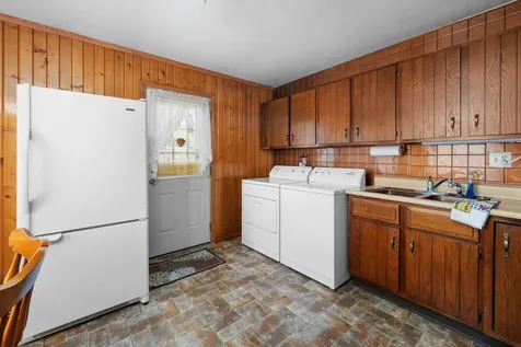 3533 10TH Street East Moline IL 61244