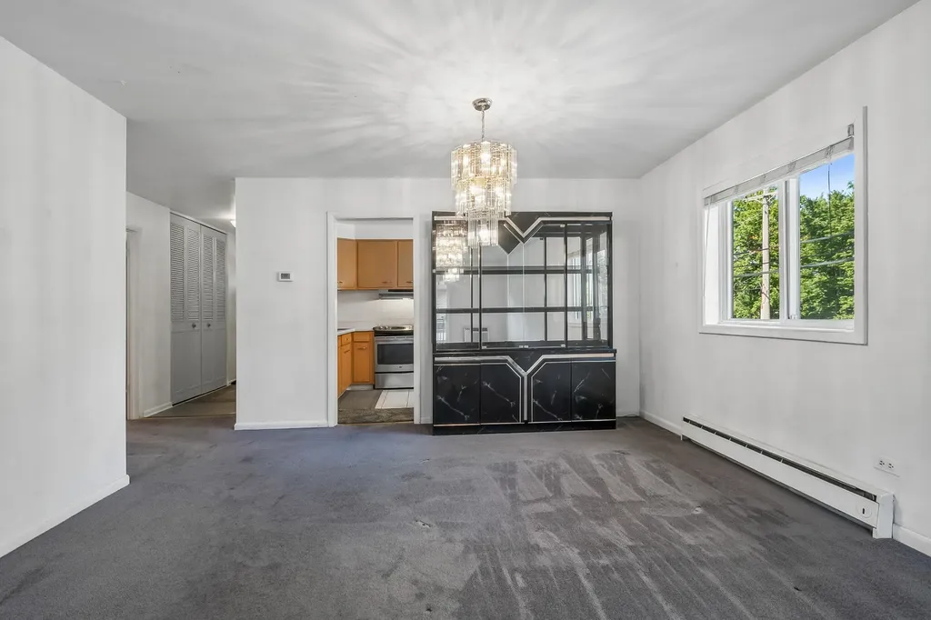 6359 North Ridge Avenue Chicago IL 60660