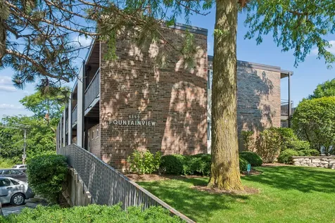 6359 North Ridge Avenue Chicago IL 60660