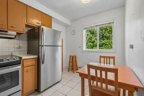 6359 North Ridge Avenue Chicago IL 60660