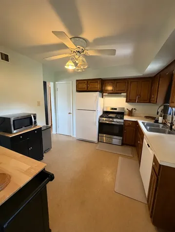 17730 Cherrywood Lane Homewood IL 60430