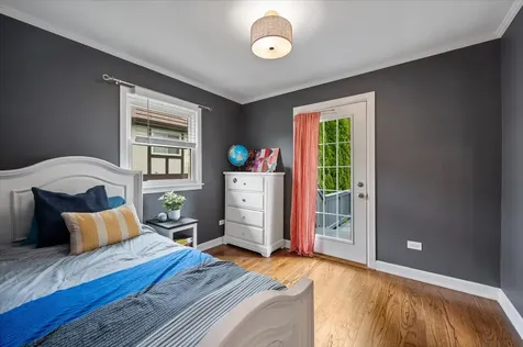 328 Ashland Avenue Highwood IL 60040