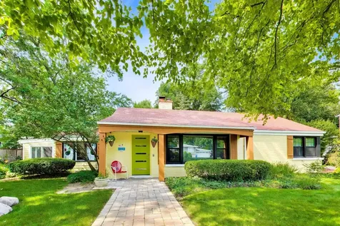 1353 Golf Avenue Highland Park IL 60035