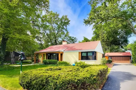 1353 Golf Avenue Highland Park IL 60035