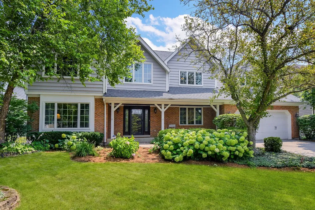 2324 Kalamazoo Drive Naperville IL 60565